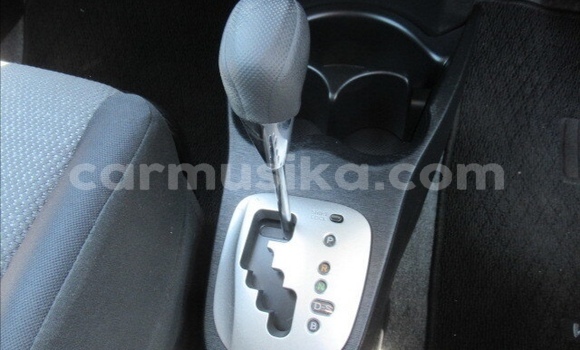 Acheter Occasion Voiture Toyota Vitz Blanc à Beitbridge, Matabeleland South Acheter Occasion Voiture Toyota Vitz Blanc à Beitbridge, Matabeleland South