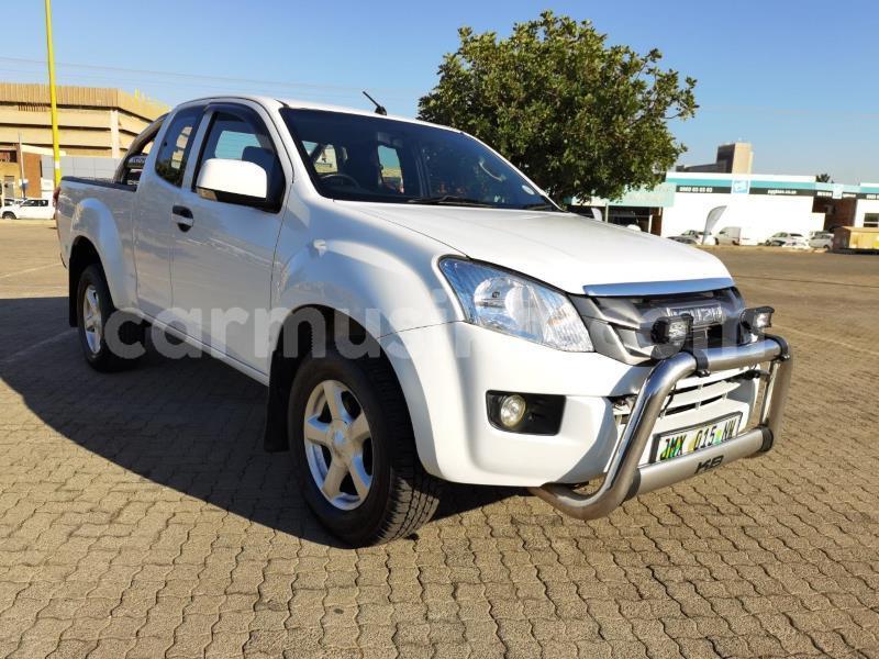 Big with watermark isuzu kb matabeleland south beitbridge 23858