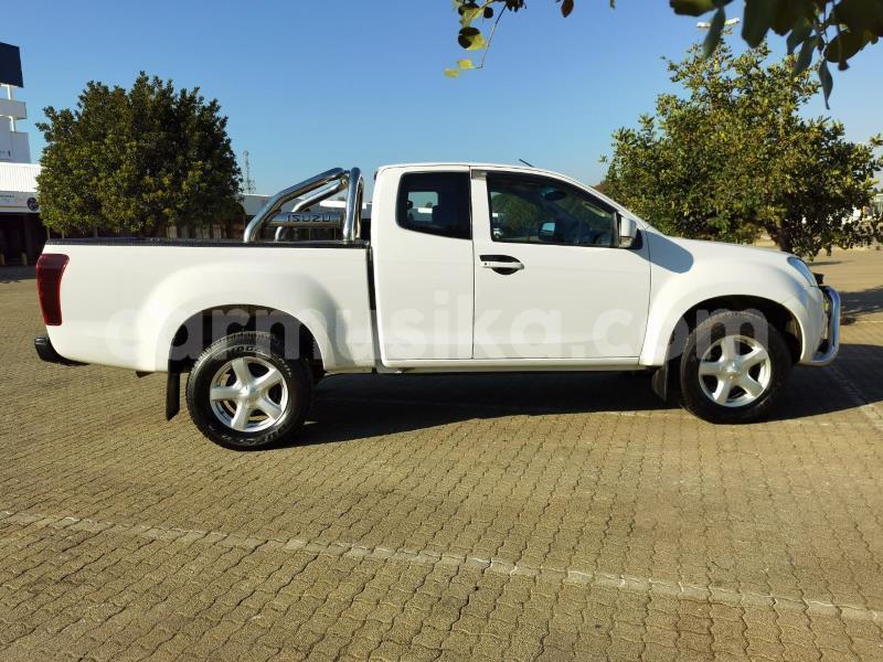 Big with watermark isuzu kb matabeleland south beitbridge 23858