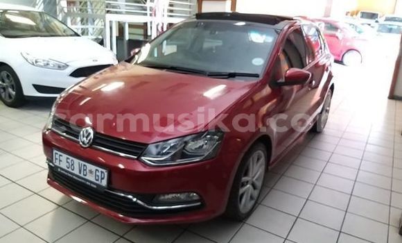 Acheter Occasion Voiture Volkswagen Polo Rouge à Beitbridge, Matabeleland South Acheter Occasion Voiture Volkswagen Polo Rouge à Beitbridge, Matabeleland South