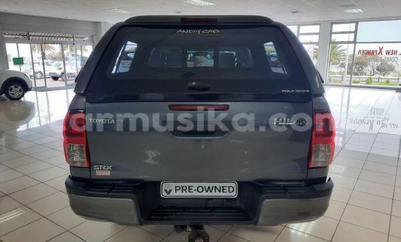 Acheter Occasion Voiture Toyota Hilux Gris à Beitbridge, Matabeleland South Acheter Occasion Voiture Toyota Hilux Gris à Beitbridge, Matabeleland South