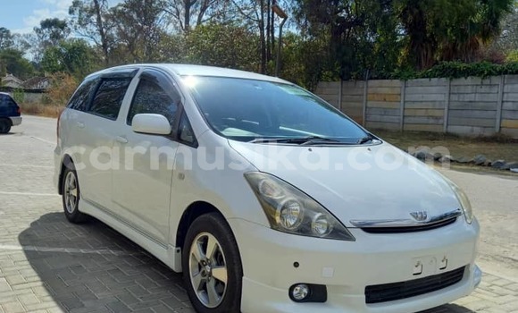 Buy Import Toyota Wish White Car in Harare in Harare Buy Import Toyota Wish White Car in Harare in Harare