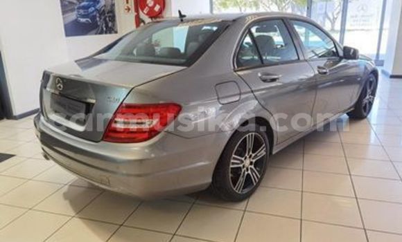 Nunua Ilio tumika Mercedes‒Benz C–Class Nyingine Gari ndani ya Beitbridge nchini Matabeleland Kusini Nunua Ilio tumika Mercedes‒Benz C–Class Nyingine Gari ndani ya Beitbridge nchini Matabeleland Kusini