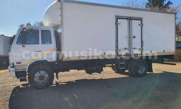 Buy Used Nissan UD White Truck in Beitbridge in Matabeleland South Buy Used Nissan UD White Truck in Beitbridge in Matabeleland South