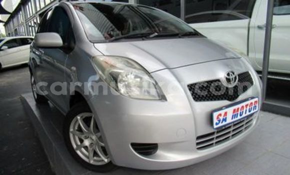 Buy Used Toyota Yaris Silver Car in Beitbridge in Matabeleland South