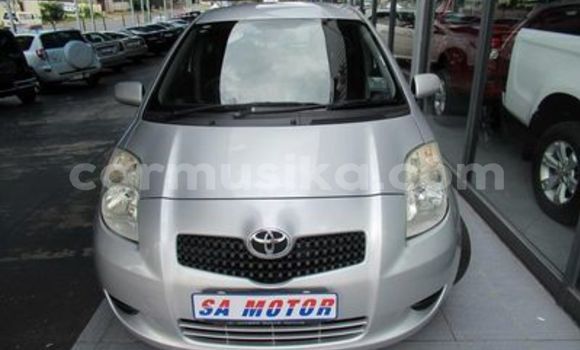 Buy Used Toyota Yaris Silver Car in Beitbridge in Matabeleland South Buy Used Toyota Yaris Silver Car in Beitbridge in Matabeleland South