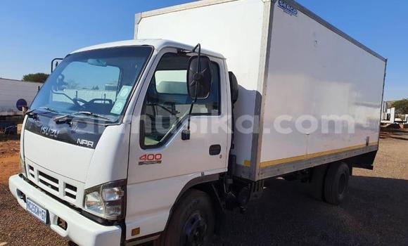 Buy Used Isuzu FTR 850 Other Truck in Beitbridge in Matabeleland South Buy Used Isuzu FTR 850 Other Truck in Beitbridge in Matabeleland South