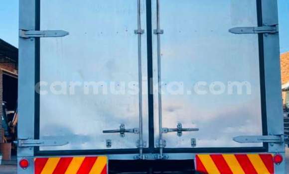 Acheter Occasion Utilitaire Nissan UD Autre à Beitbridge, Matabeleland South Acheter Occasion Utilitaire Nissan UD Autre à Beitbridge, Matabeleland South