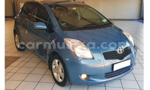 Nunua Ilio tumika Toyota Yaris Bluu Gari ndani ya Beitbridge nchini Matabeleland Kusini
