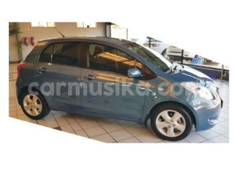 Big with watermark toyota yaris matabeleland south beitbridge 23896