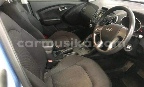 Acheter Occasion Voiture Hyundai ix35 Bleu à Beitbridge, Matabeleland South Acheter Occasion Voiture Hyundai ix35 Bleu à Beitbridge, Matabeleland South