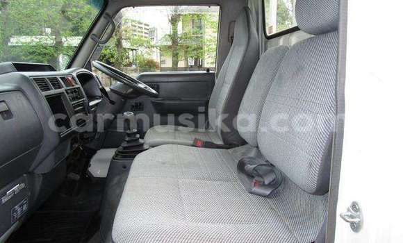 Tenga Tsaru Toyota Dyna Chena Rori in Beitbridge in Matabeleland South Tenga Tsaru Toyota Dyna Chena Rori in Beitbridge in Matabeleland South