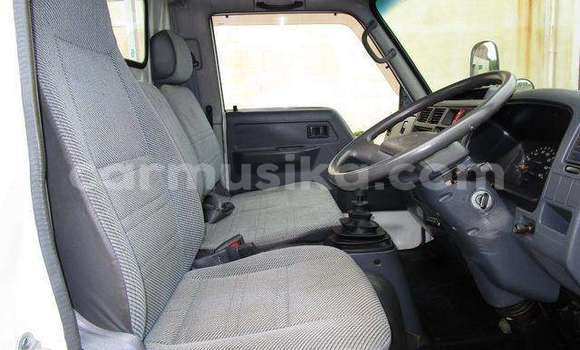 Tenga Tsaru Toyota Dyna Chena Rori in Beitbridge in Matabeleland South Tenga Tsaru Toyota Dyna Chena Rori in Beitbridge in Matabeleland South