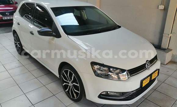 Acheter Occasion Voiture Volkswagen Polo Blanc à Beitbridge, Matabeleland South
