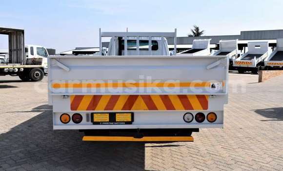 Acheter Occasion Voiture Toyota Dyna Blanc à Beitbridge, Matabeleland South Acheter Occasion Voiture Toyota Dyna Blanc à Beitbridge, Matabeleland South