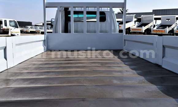 Acheter Occasion Voiture Toyota Dyna Blanc à Beitbridge, Matabeleland South Acheter Occasion Voiture Toyota Dyna Blanc à Beitbridge, Matabeleland South