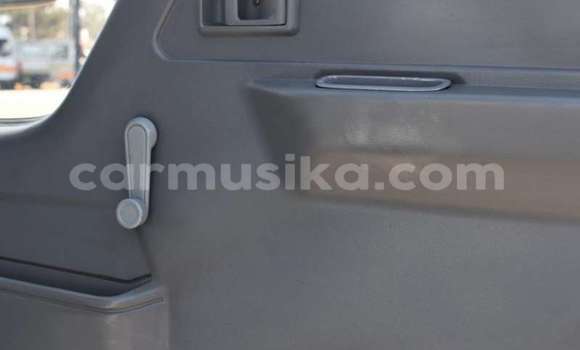 Acheter Occasion Voiture Toyota Dyna Blanc à Beitbridge, Matabeleland South Acheter Occasion Voiture Toyota Dyna Blanc à Beitbridge, Matabeleland South