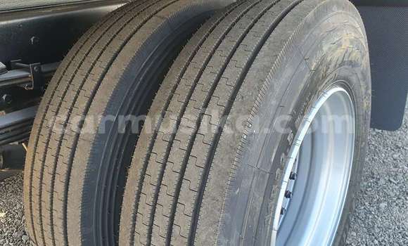 Tenga Tsaru Nissan Urvan Chena Mota in Beitbridge in Matabeleland South Tenga Tsaru Nissan Urvan Chena Mota in Beitbridge in Matabeleland South