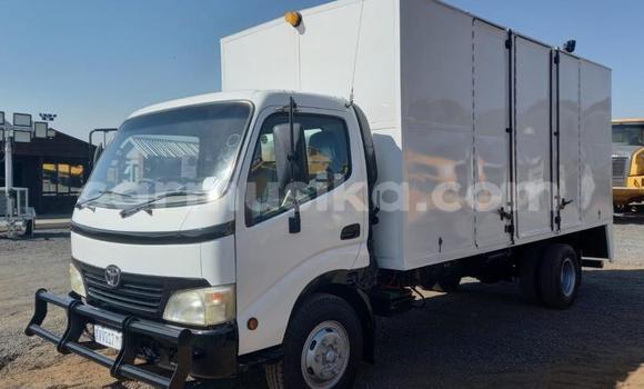 Tenga Tsaru Toyota Dyna Chena Mota in Beitbridge in Matabeleland South Tenga Tsaru Toyota Dyna Chena Mota in Beitbridge in Matabeleland South