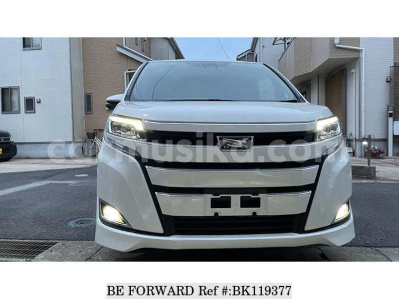 Big with watermark toyota noah matabeleland south beitbridge 23914