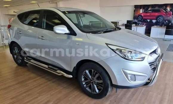 Buy Used Hyundai ix35 Silver Car in Beitbridge in Matabeleland South