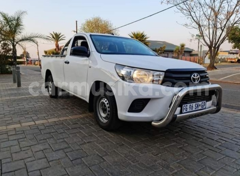Big with watermark toyota hilux matabeleland south beitbridge 23929