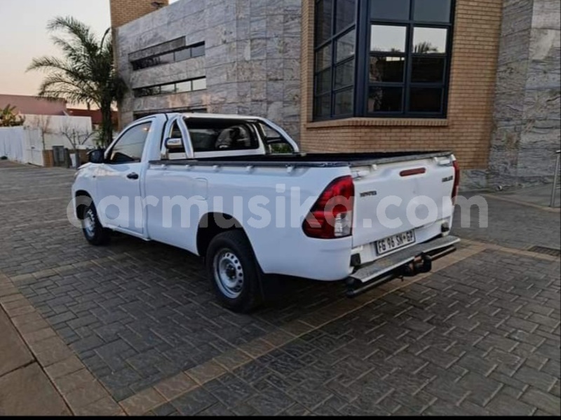 Big with watermark toyota hilux matabeleland south beitbridge 23929