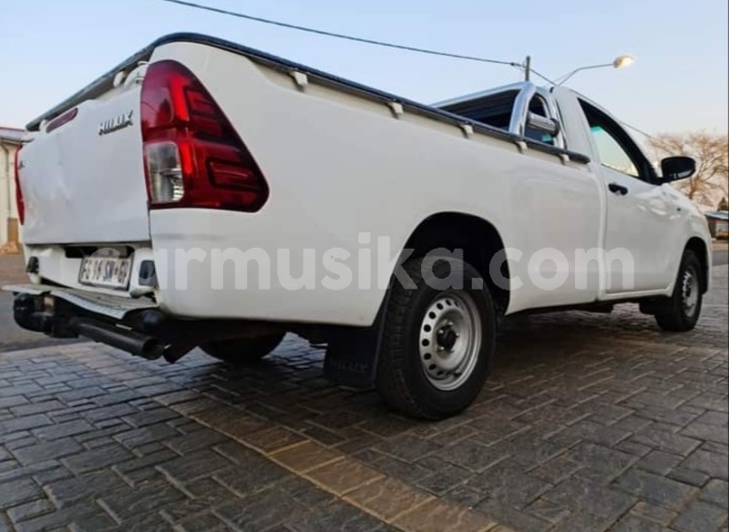 Big with watermark toyota hilux matabeleland south beitbridge 23929