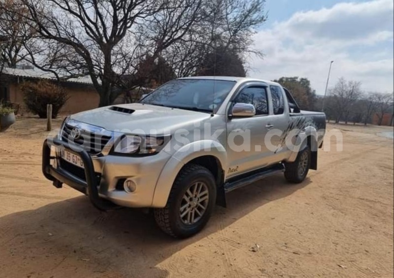 Big with watermark toyota hilux matabeleland south beitbridge 23930