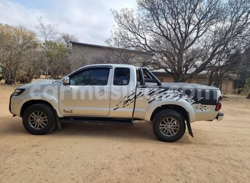 Big with watermark toyota hilux matabeleland south beitbridge 23930