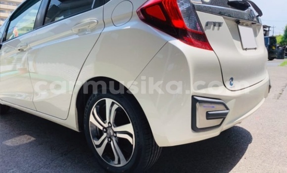 Tenga Tsaru Honda Fit Chena Mota in Beitbridge in Matabeleland South Tenga Tsaru Honda Fit Chena Mota in Beitbridge in Matabeleland South