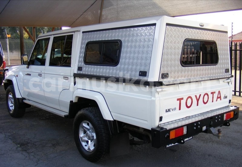 Big with watermark toyota land cruiser matabeleland south beitbridge 23938