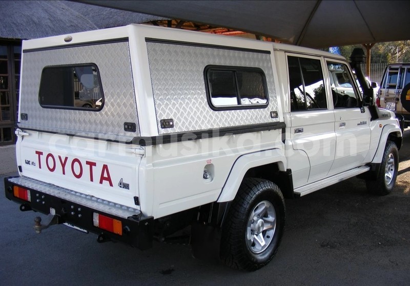 Big with watermark toyota land cruiser matabeleland south beitbridge 23938