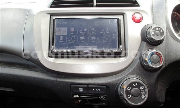 Acheter Occasion Voiture Honda Fit Bleu à Beitbridge, Matabeleland South Acheter Occasion Voiture Honda Fit Bleu à Beitbridge, Matabeleland South