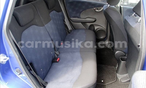 Acheter Occasion Voiture Honda Fit Bleu à Beitbridge, Matabeleland South Acheter Occasion Voiture Honda Fit Bleu à Beitbridge, Matabeleland South