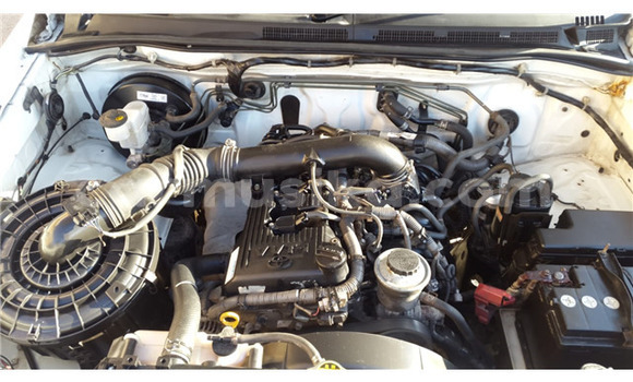 Acheter Occasion Voiture Toyota Hilux Blanc à Beitbridge, Matabeleland South Acheter Occasion Voiture Toyota Hilux Blanc à Beitbridge, Matabeleland South