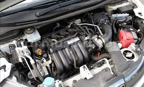 Nunua Ilio tumika Honda Fit Nyeupe Gari ndani ya Beitbridge nchini Matabeleland Kusini Nunua Ilio tumika Honda Fit Nyeupe Gari ndani ya Beitbridge nchini Matabeleland Kusini