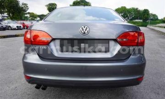 Buy Used Volkswagen Jetta Silver Car in Beitbridge in Matabeleland South Buy Used Volkswagen Jetta Silver Car in Beitbridge in Matabeleland South