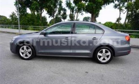 Buy Used Volkswagen Jetta Silver Car in Beitbridge in Matabeleland South Buy Used Volkswagen Jetta Silver Car in Beitbridge in Matabeleland South