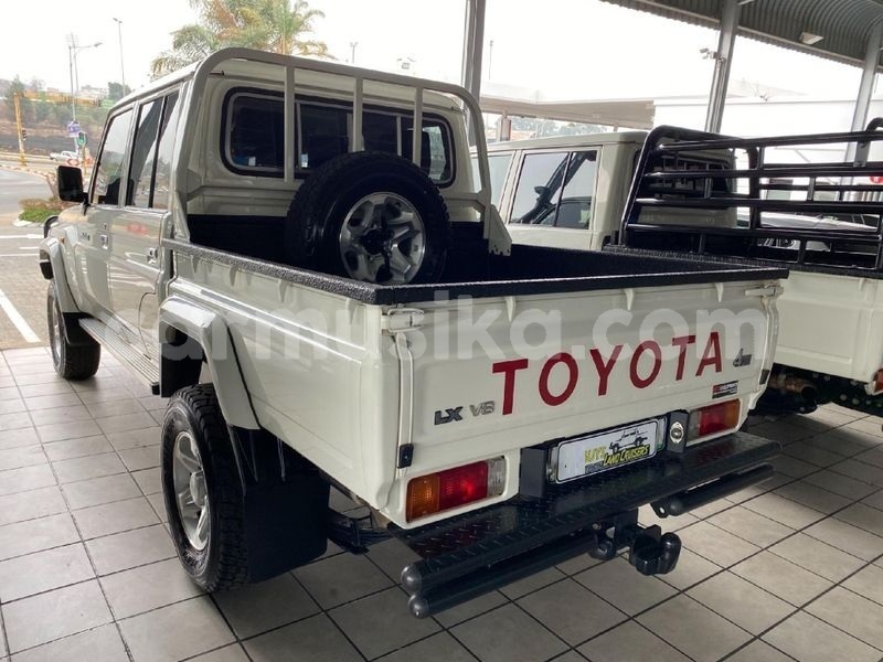 Big with watermark toyota land cruiser matabeleland south beitbridge 23955