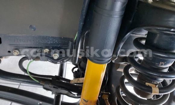 Acheter Occasion Voiture Toyota Land Cruiser Blanc à Beitbridge, Matabeleland South Acheter Occasion Voiture Toyota Land Cruiser Blanc à Beitbridge, Matabeleland South