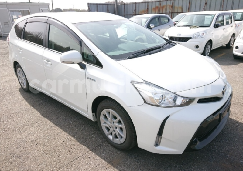 Tenga Tsaru Toyota Prius Alpha Chena Mota In Beitbridge In Matabeleland South Carmusika