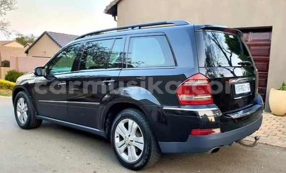 Buy Used Mercedes‒Benz 250 Black Car in Beitbridge in Matabeleland South Buy Used Mercedes‒Benz 250 Black Car in Beitbridge in Matabeleland South