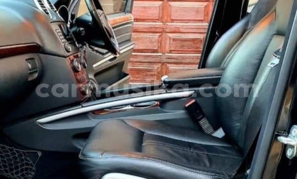 Buy Used Mercedes‒Benz 250 Black Car in Beitbridge in Matabeleland South Buy Used Mercedes‒Benz 250 Black Car in Beitbridge in Matabeleland South