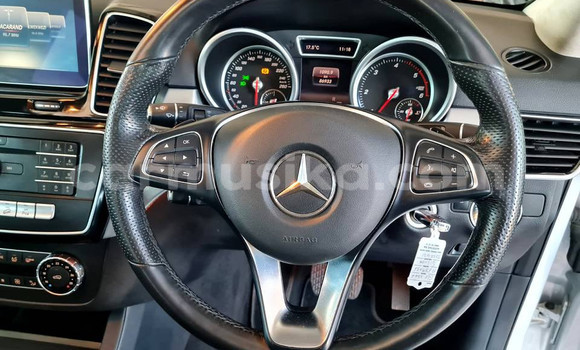 Tenga Tsaru Mercedes‒Benz GLE Sirivha Mota in Beitbridge in Matabeleland South Tenga Tsaru Mercedes‒Benz GLE Sirivha Mota in Beitbridge in Matabeleland South