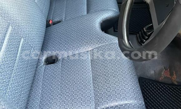 Acheter Occasion Voiture Toyota Hilux Beige à Beitbridge, Matabeleland South Acheter Occasion Voiture Toyota Hilux Beige à Beitbridge, Matabeleland South