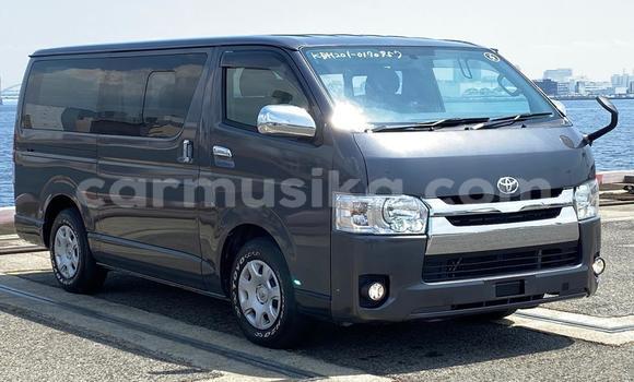 Buy Import Toyota Hiace Silver Car in Harare in Harare