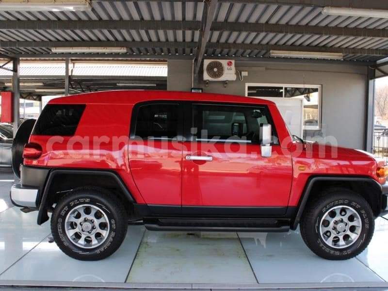 Big with watermark toyota fj cruiser matabeleland south beitbridge 23984