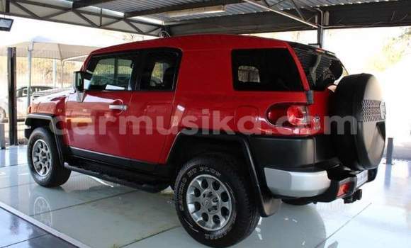 Buy Used Toyota FJ Cruiser Red Car in Beitbridge in Matabeleland South Buy Used Toyota FJ Cruiser Red Car in Beitbridge in Matabeleland South