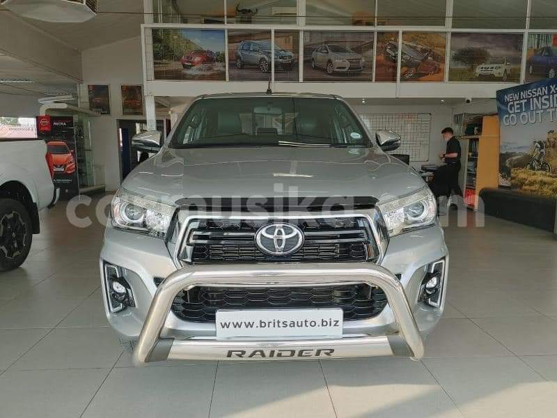 Big with watermark toyota hilux matabeleland south beitbridge 23985